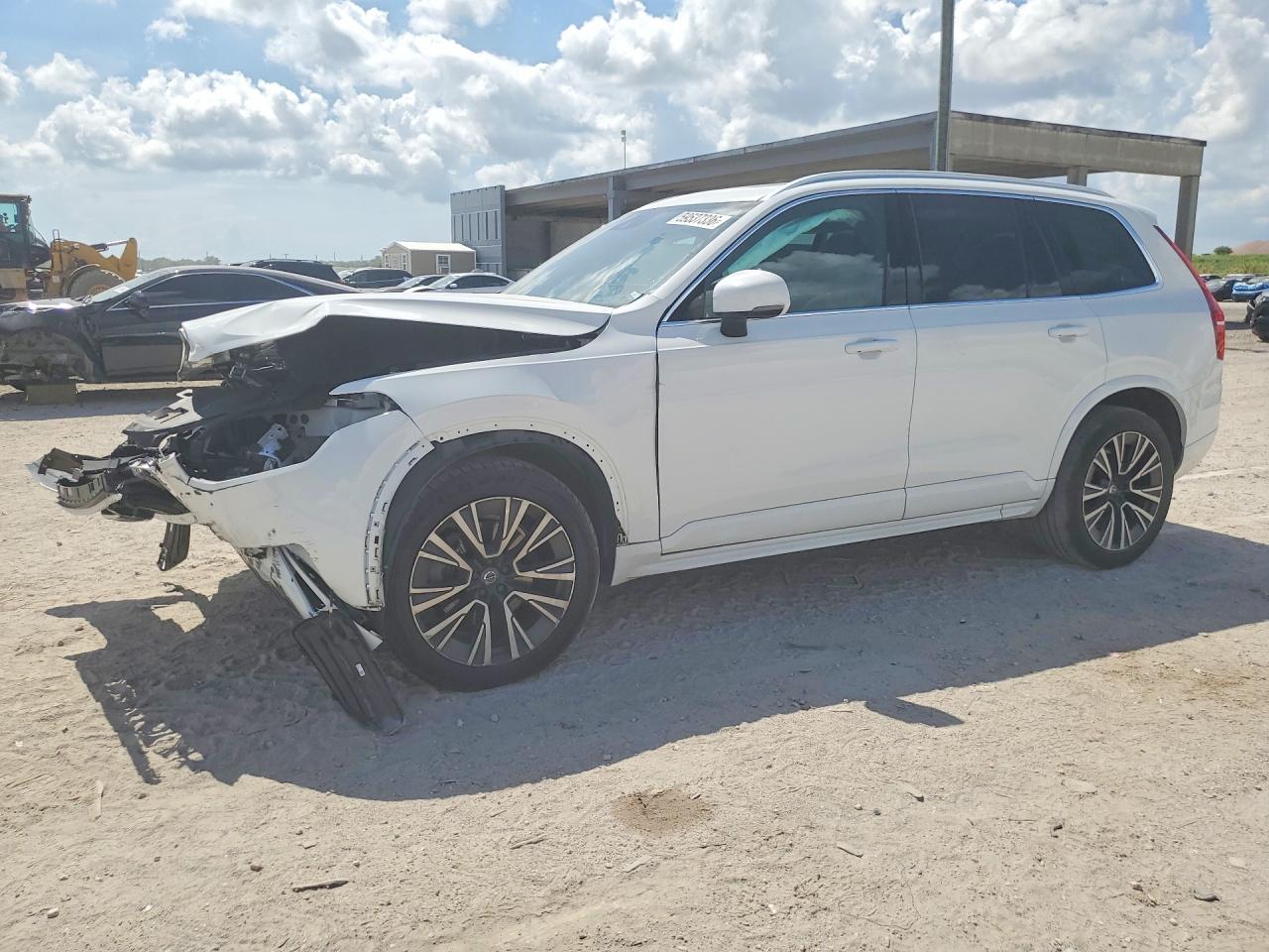 2022 VOLVO XC90 T5 MOMENTUM | YV4102CK6N1849707 | UPCARS