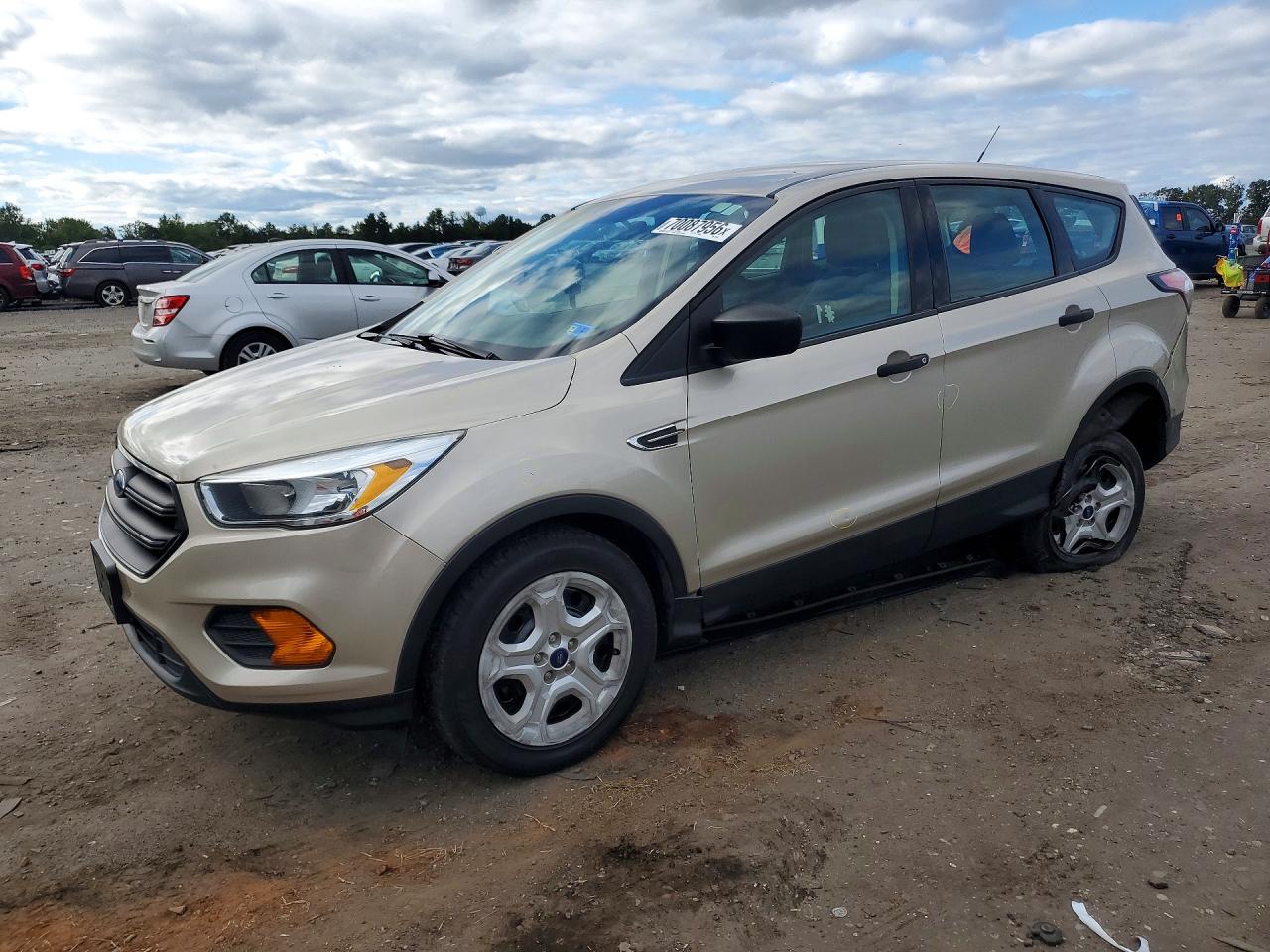 2017 FORD ESCAPE S | 1FMCU0F71HUB19858 | UPCARS