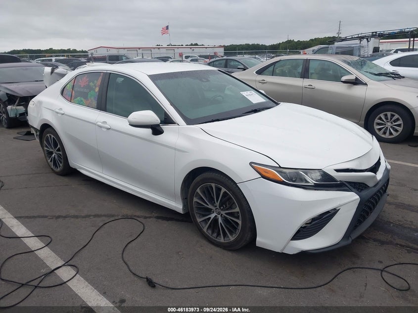 2018 TOYOTA CAMRY SE | 4T1B11HK5JU647260 | UPCARS
