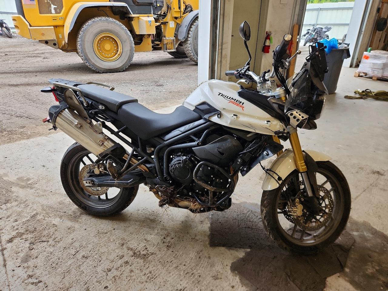 2013 TRIUMPH MOTORCYCLE TIGER 800 | SMTE05BF8DJ566929 | UPCARS