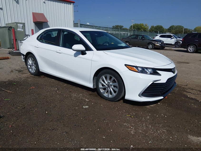 2021 TOYOTA CAMRY LE | 4T1C11AK1MU431747 | UPCARS