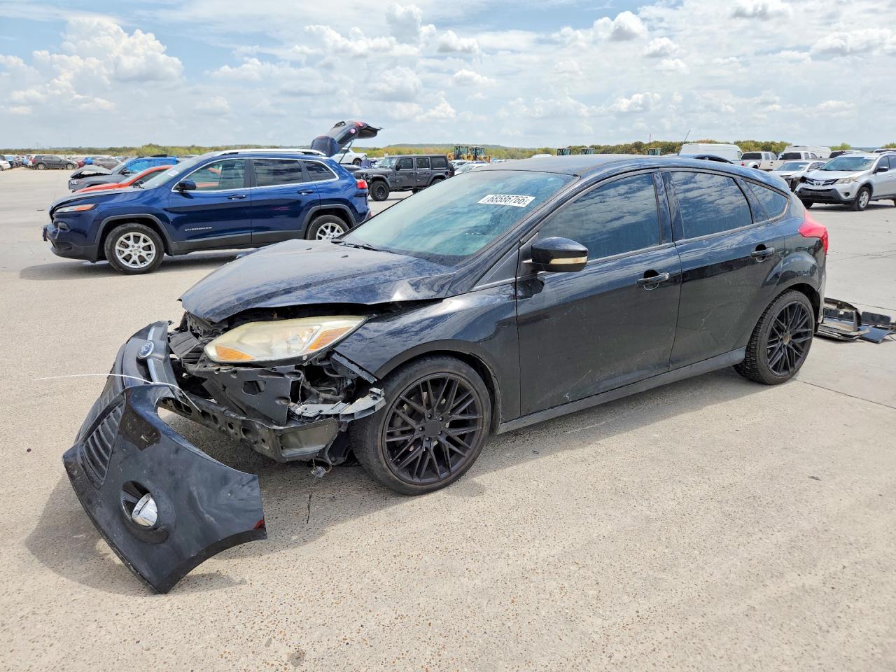 2014 FORD FOCU SE | 1FADP3K28EL279884 | UPCARS