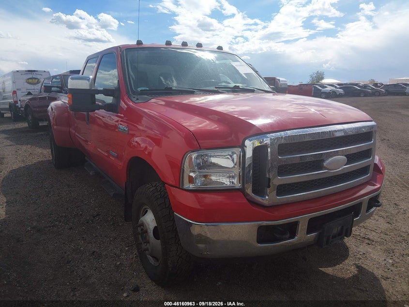 2005 FORD F-350 LARIAT/XL/XLT | 1FTWW33P75ED19411 | UPCARS