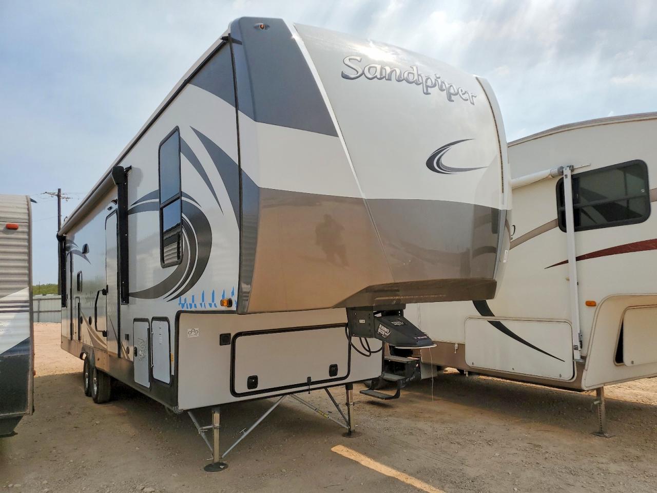 2022 FOREST RIVER 3330BH SANDPIPER CAMPER | 4X4FSAJ21NJ044515 | UPCARS