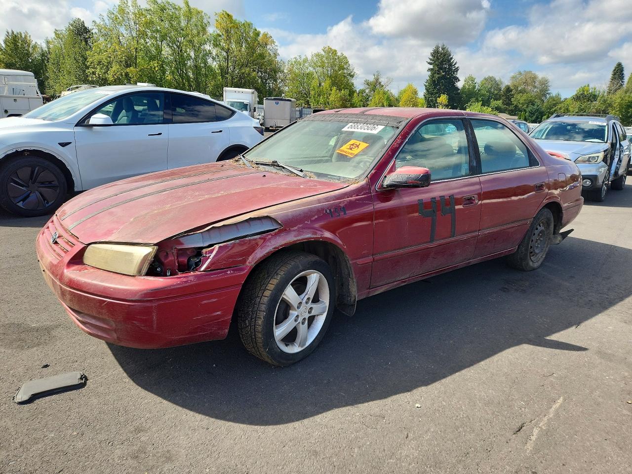 1998 TOYOTA CAMRY LE | 4T1BG22K6WU198725 | UPCARS