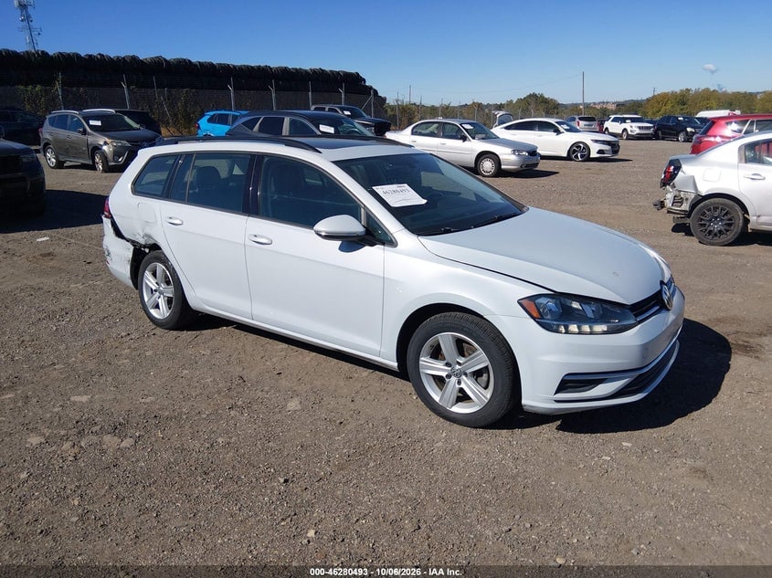2018 VOLKSWAGEN GOLF SPORTWAGEN TSI S/TSI SE | 3VWD17AU5JM768464 | UPCARS