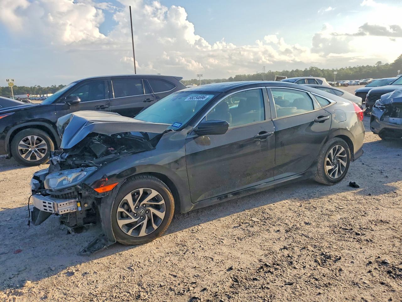 2018 HONDA CIVIC EX | 2HGFC2F72JH508678 | UPCARS