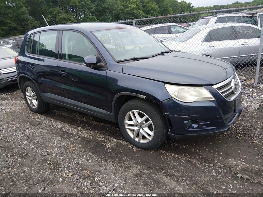 2011 VOLKSWAGEN TIGUAN S | WVGBV7AXXBW539820 | UPCARS