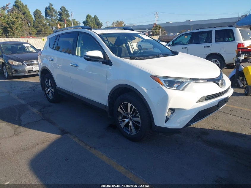2017 TOYOTA RAV4 XLE | JTMWFREV4HJ705195 | UPCARS