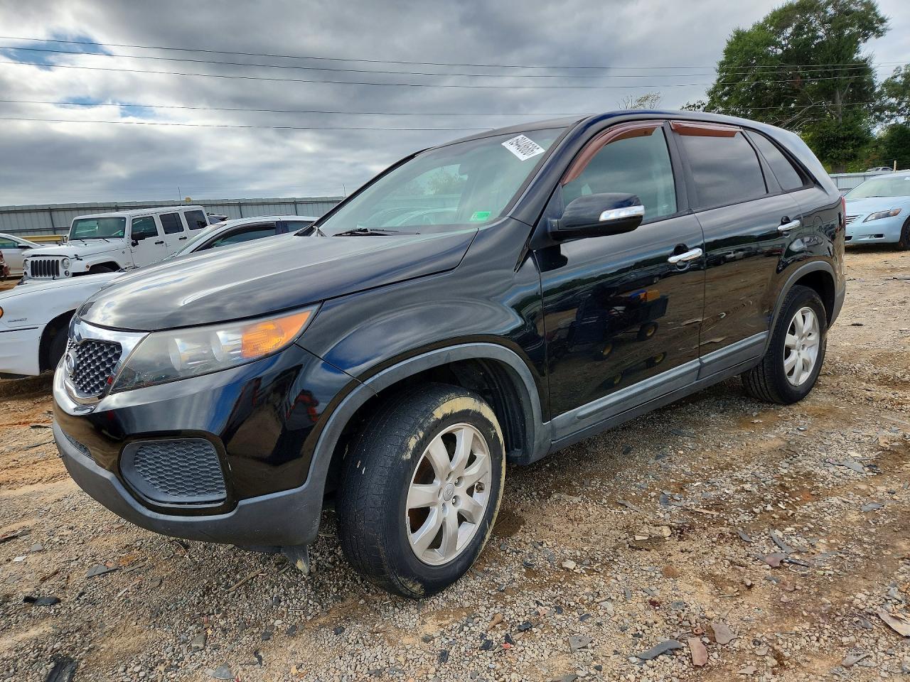 2012 KIA SORENTO LX | 5XYKT3A12CG303823 | UPCARS