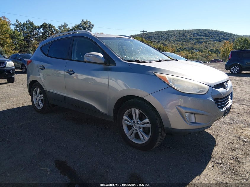 2013 HYUNDAI TUCSON GLS | KM8JU3AC3DU737805 | UPCARS