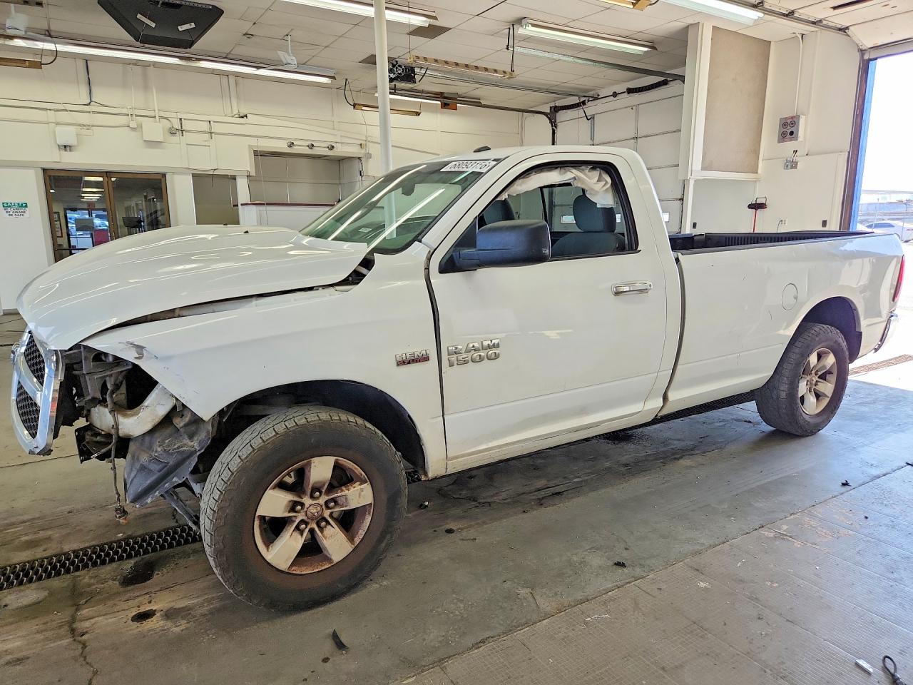 2016 RAM 1500 SLT | 3C6JR7ETXGG282585 | UPCARS