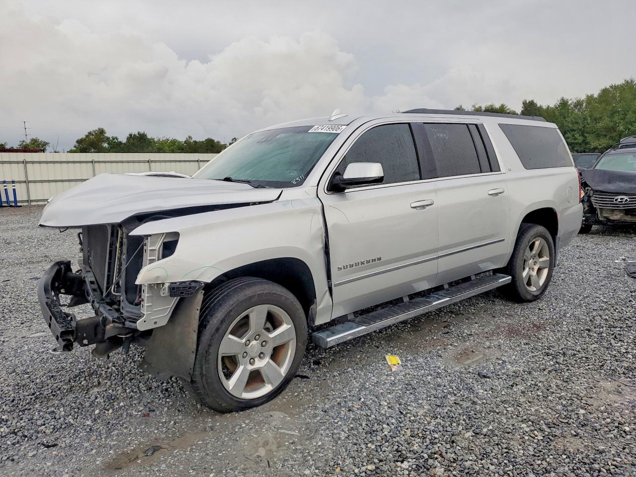 2019 CHEVROLET SUBURBAN K1500 LT | 1GNSKHKC3KR228511 | UPCARS
