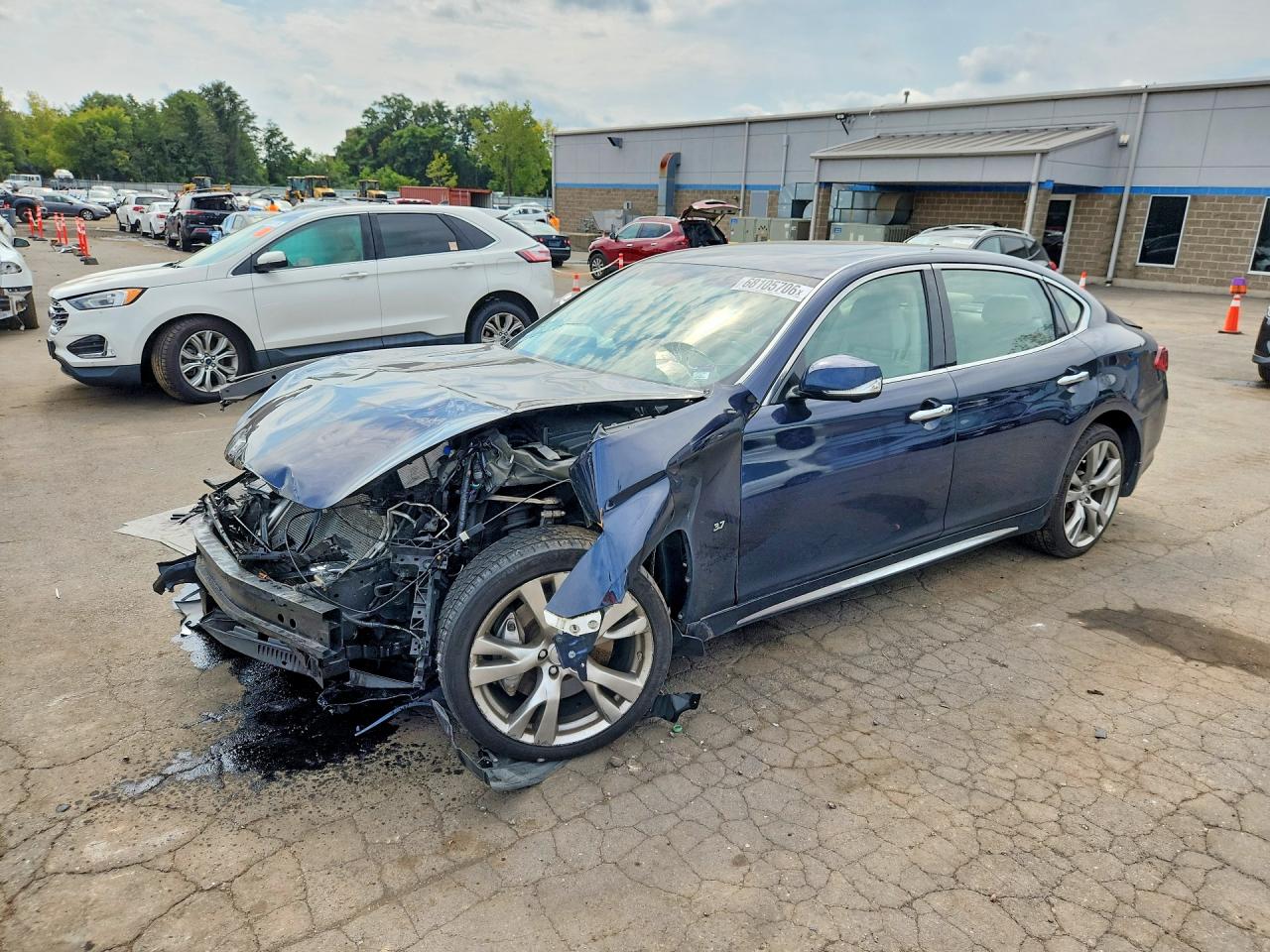 2019 INFINITI Q70 3.7 LUXE | JN1BY1PR2KM725061 | UPCARS