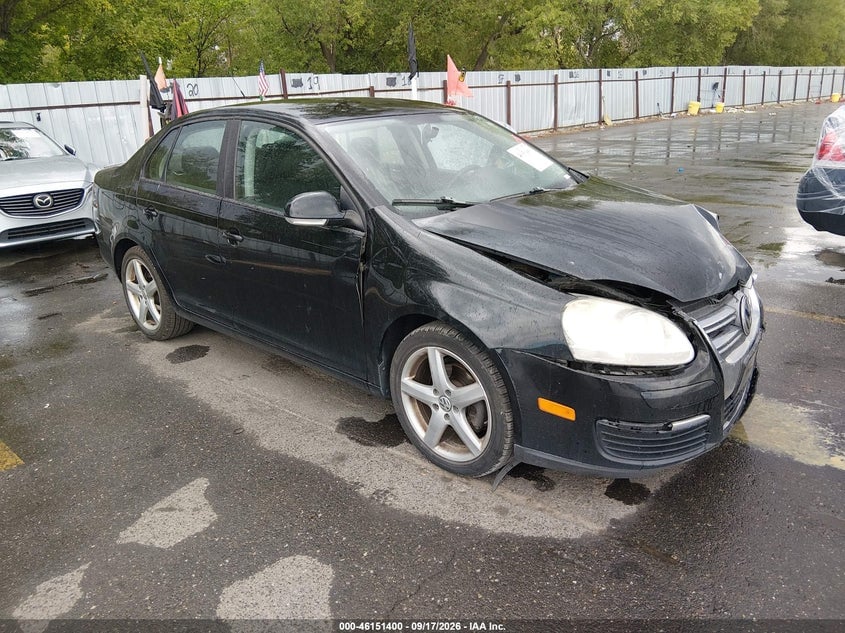 2010 VOLKSWAGEN JETTA LIMITED EDITION | 3VWAZ7AJ2AM094016 | UPCARS