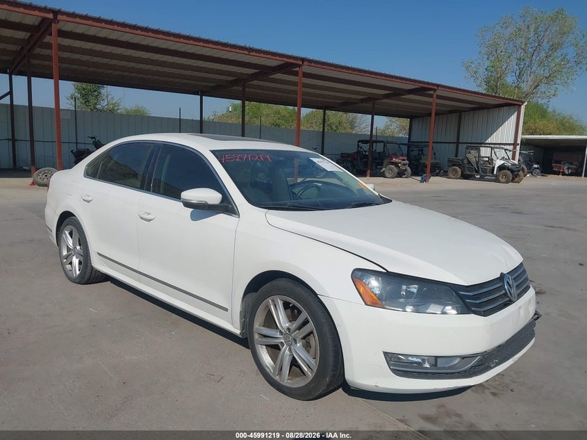 2015 VOLKSWAGEN PASSAT 1.8T SE | 1VWBS7A35FC090142 | UPCARS