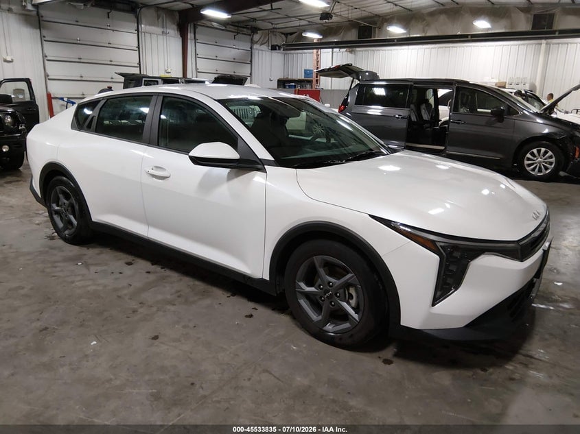 2025 KIA K4 LXS | 3KPFT4DE7SE142239 | UPCARS