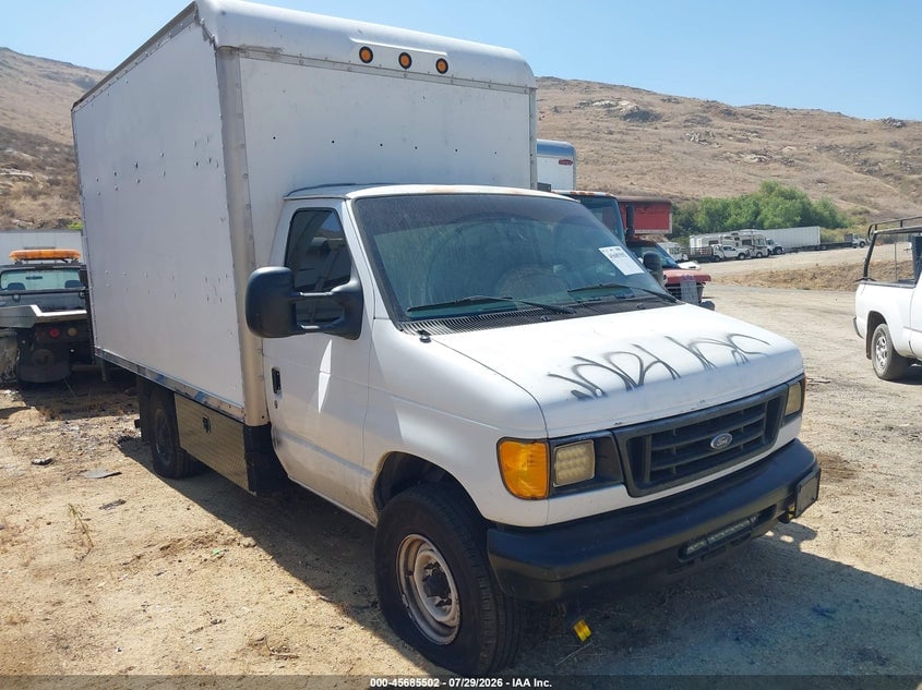 2004 FORD E-350 CUTAWAY STANDARD | 1FDSE35L75HA92761 | UPCARS