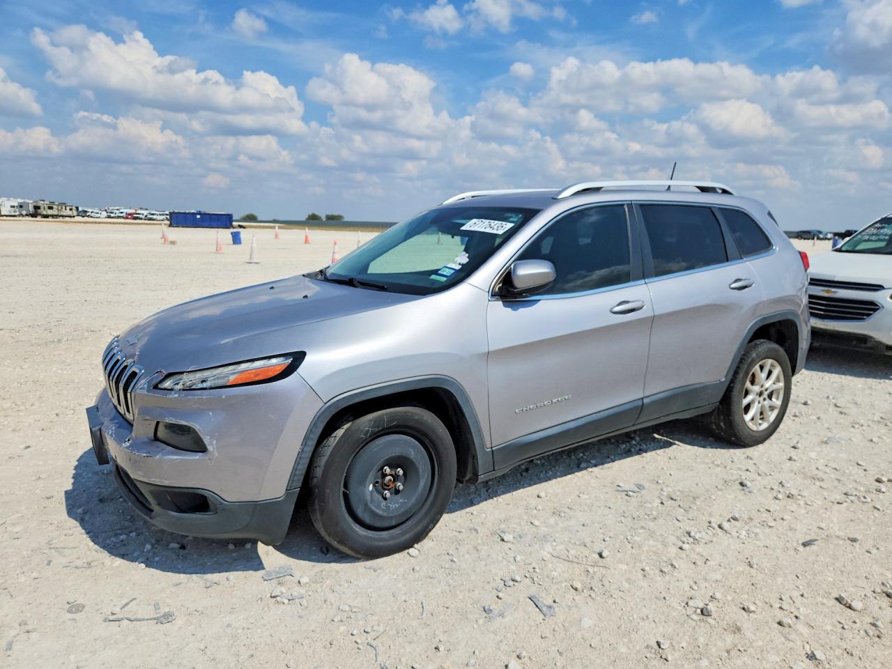 2018 JEEP CHEROKEE LATITUDE | 1C4PJLCB8JD566315 | UPCARS