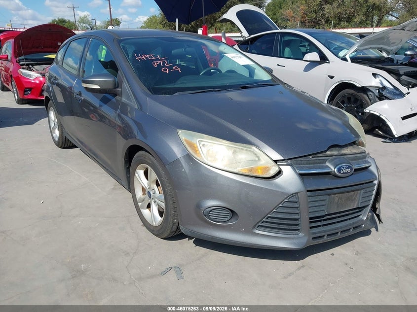 2014 FORD FOCU SE | 1FADP3K22EL283087 | UPCARS