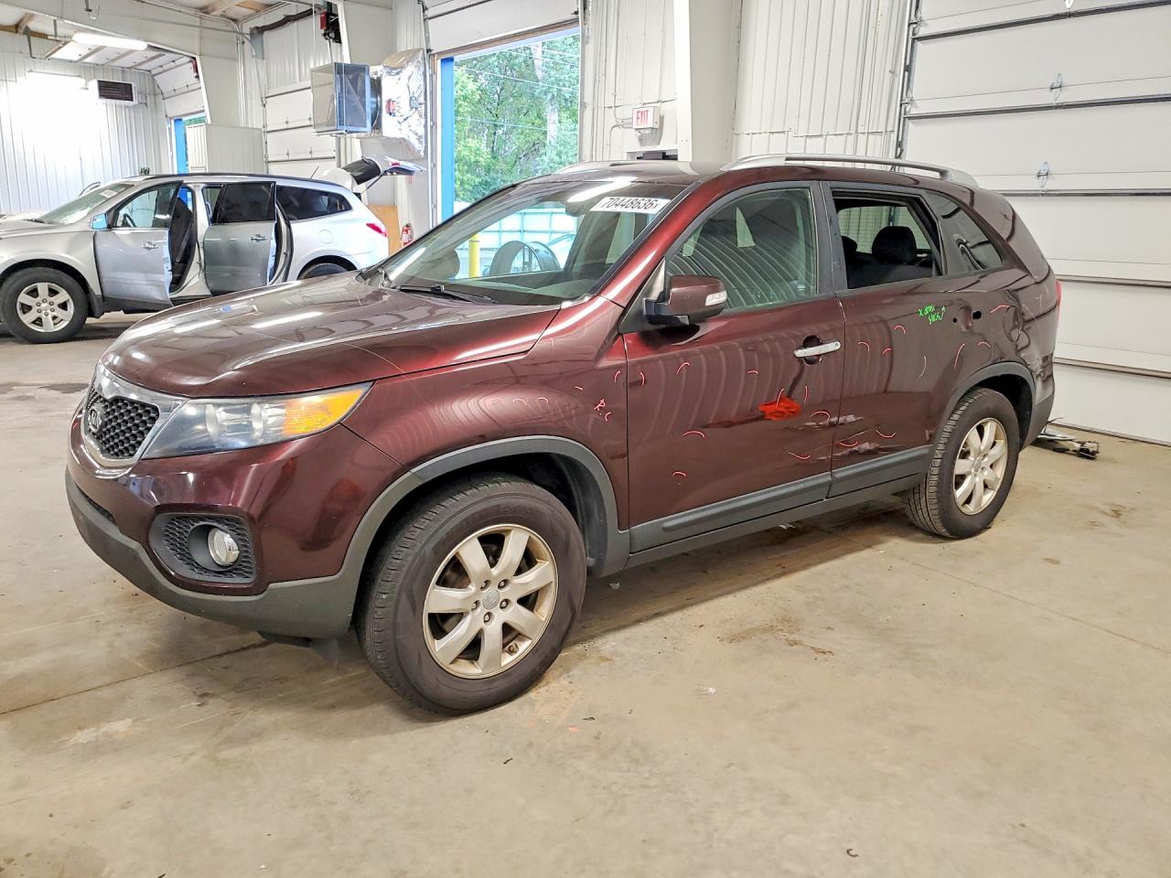 2013 KIA SORENTO LX | 5XYKT3A64DG397264 | UPCARS