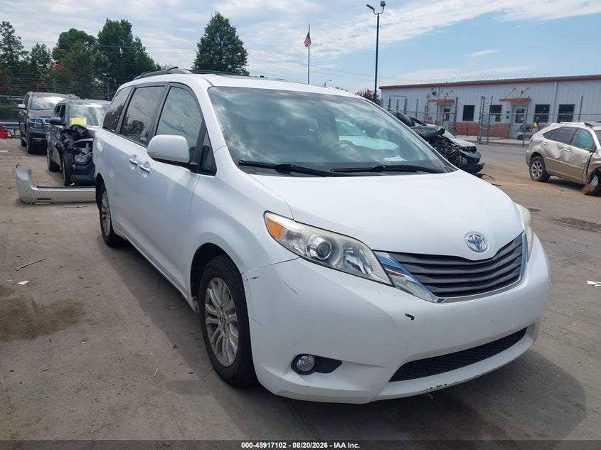 2011 TOYOTA SIENNA XLE V6 | 5TDYK3DCXBS157800 | UPCARS
