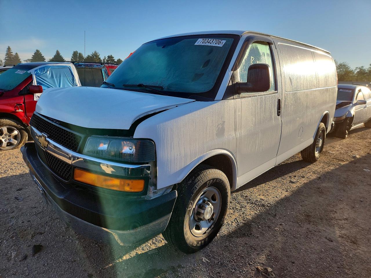 2017 CHEVROLET EXPRESS | 1GCWGAFF9H1136611 | UPCARS