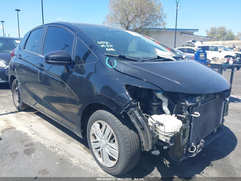 2019 HONDA FIT LX | 3HGGK5H4XKM703460 | UPCARS