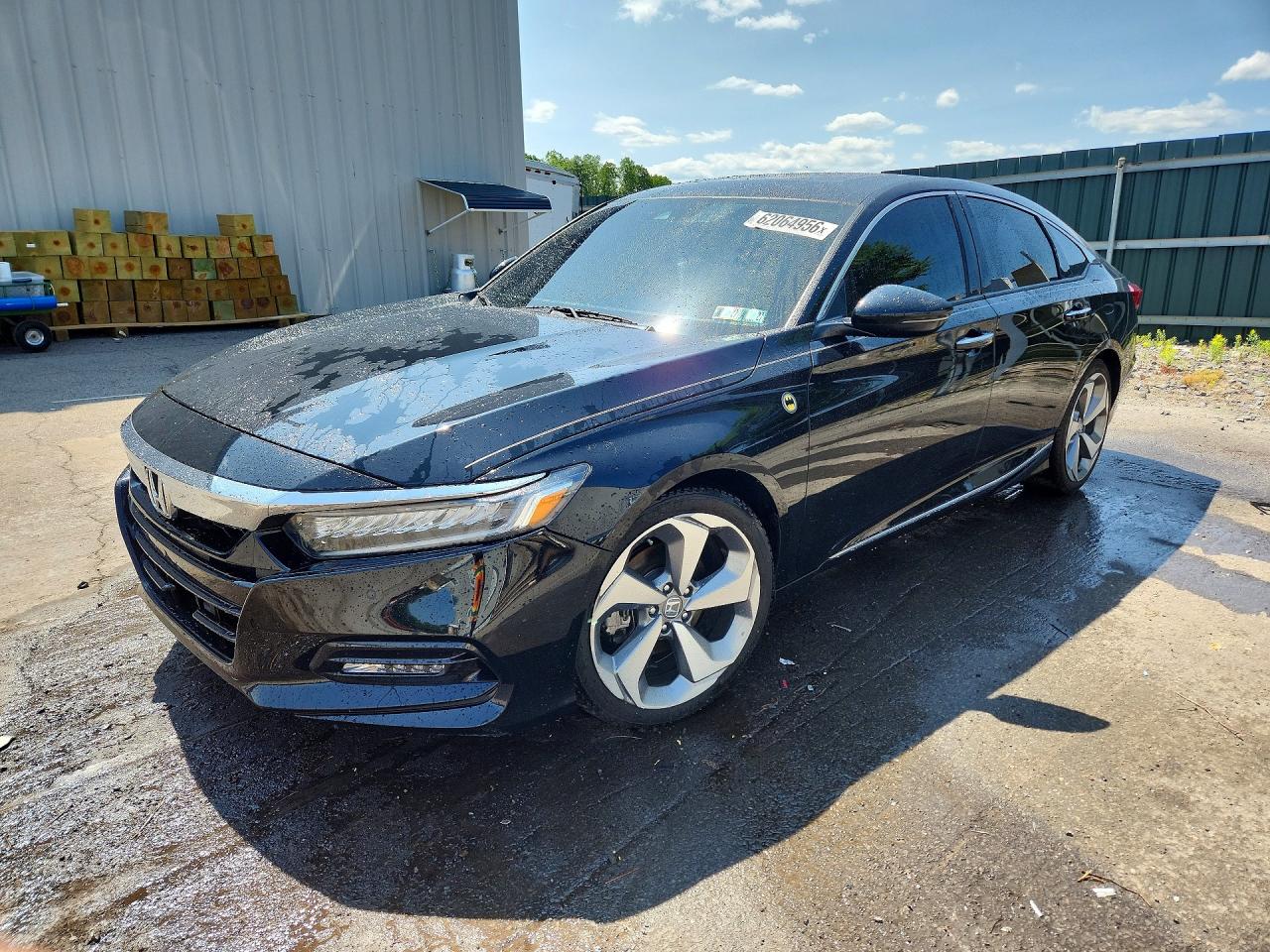 2018 HONDA ACCORD TOURING | 1HGCV1F90JA043647 | UPCARS