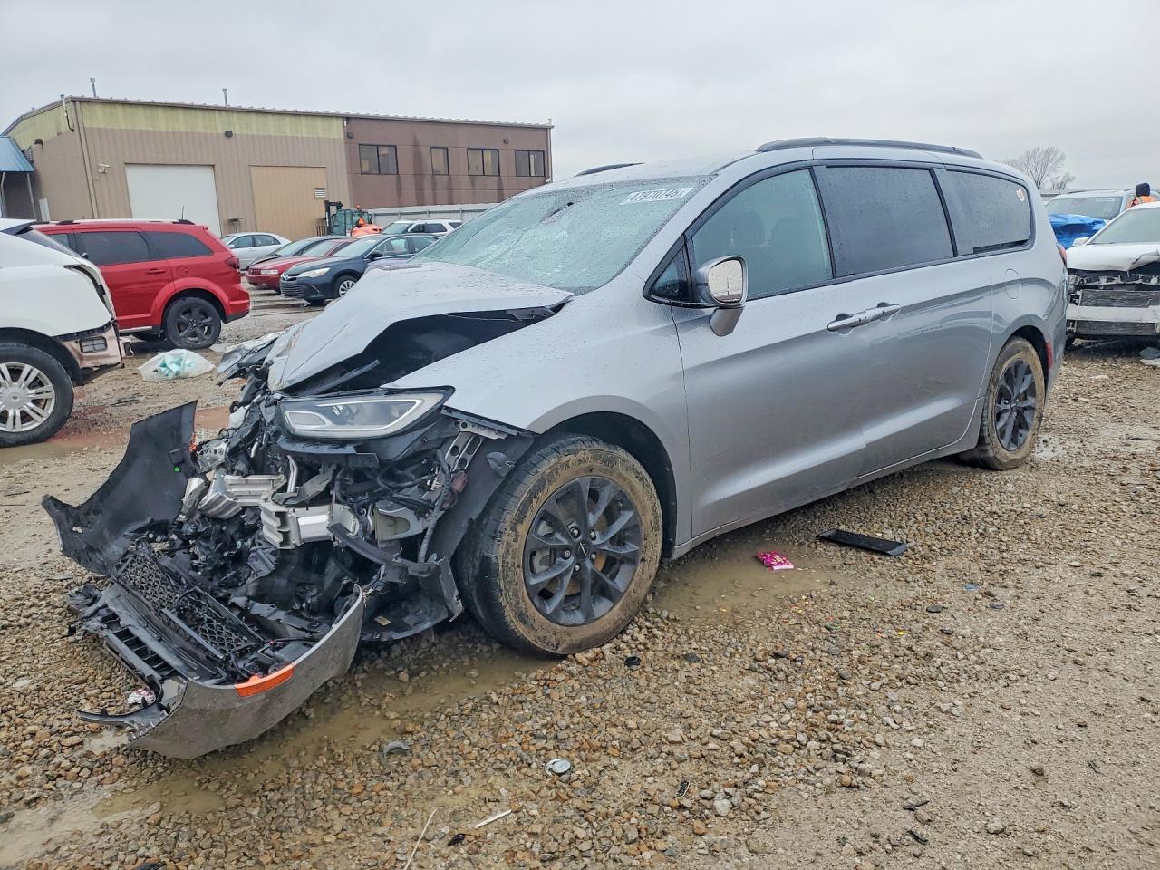 2021 CHRYSLER PACIFICA TOURING | 2C4RC1FG3MR513053 | UPCARS