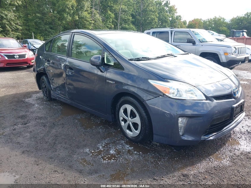 2015 TOYOTA PRIUS FOUR | JTDKN3DU3F0445608 | UPCARS