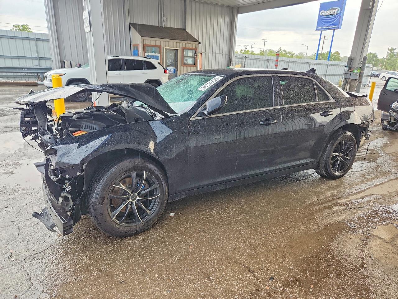 2019 CHRYSLER 300 TOURING | 2C3CCAAG9KH755415 | UPCARS