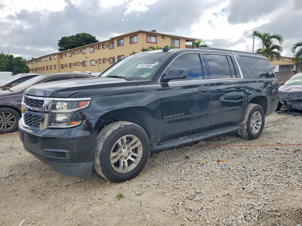 2018 CHEVROLET SUBURBAN K1500 LT | 1GNSKHKCXJR377156 | UPCARS