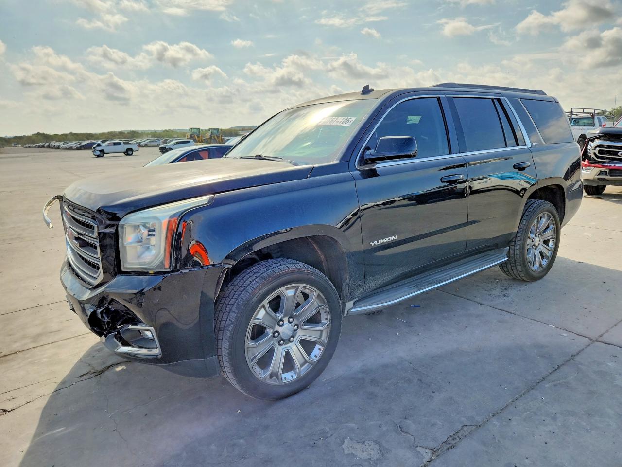 2015 GMC YUKON SLT | 1GKS1BKC2FR264600 | UPCARS