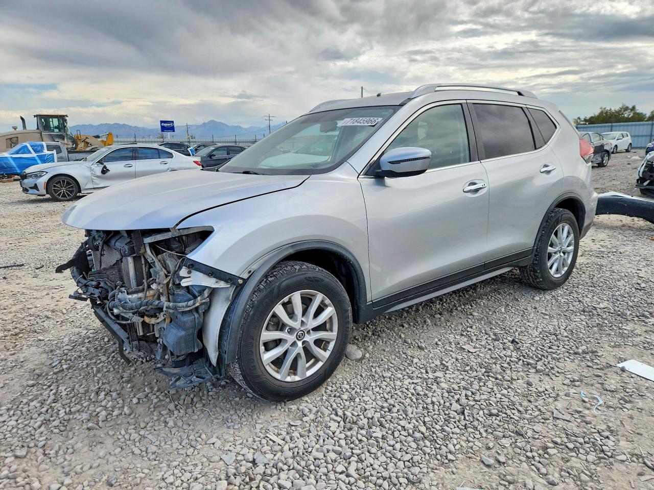 2018 NISSAN ROGUE SV | JN8AT2MV8JW344112 | UPCARS