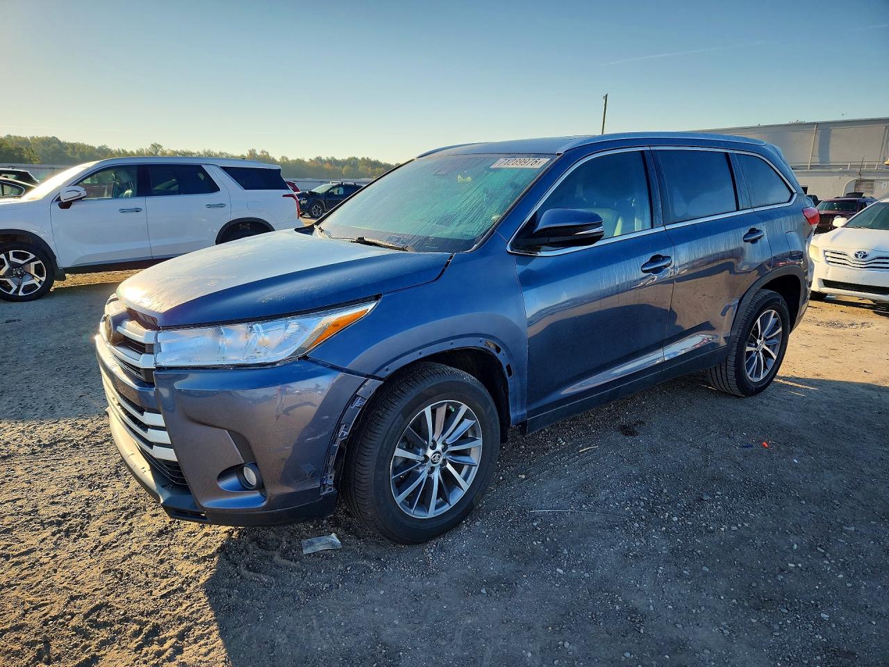 2019 TOYOTA HIGHLANDER XLE | 5TDKZRFHXKS329921 | UPCARS