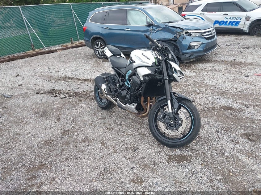 2025 KAWASAKI ZR900 S | ML5ZRDS16SDA06324 | UPCARS