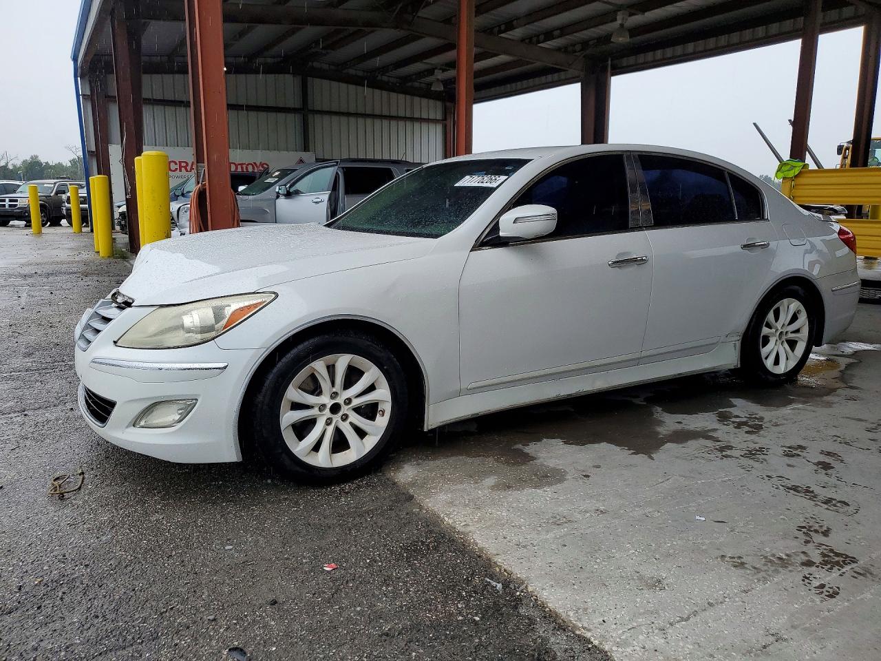 2013 HYUNDAI GENESIS 3.8L | KMHGC4DD2DU237156 | UPCARS