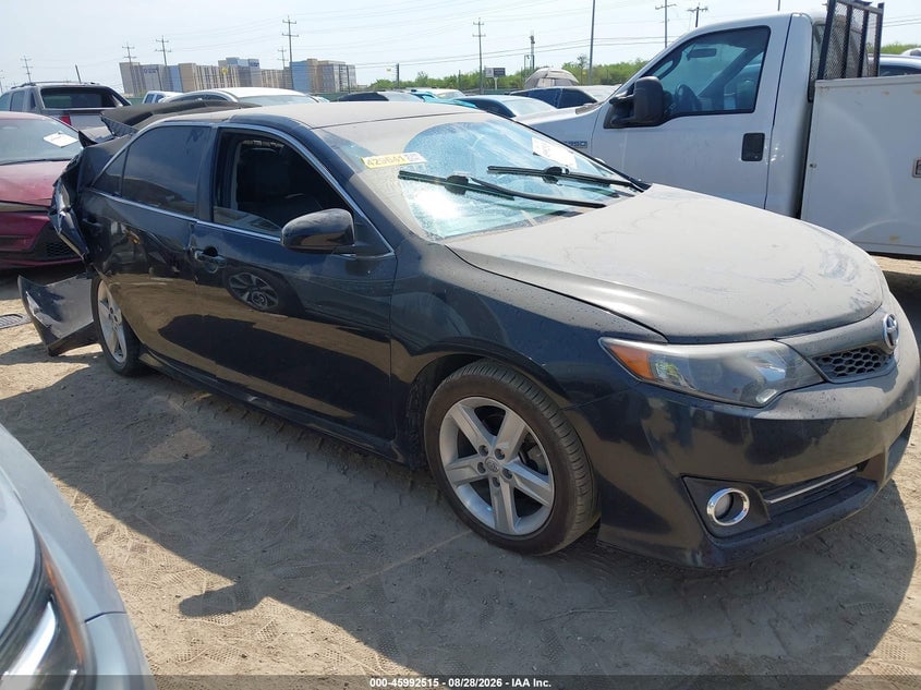 2014 TOYOTA CAMRY SE | 4T1BF1FK3EU358422 | UPCARS