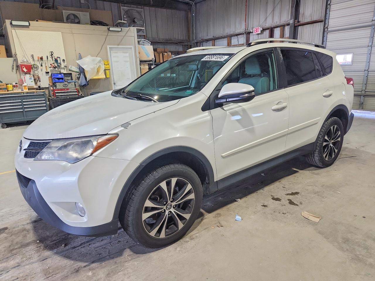 2015 TOYOTA RAV4 LIMITED | 2T3YFREV5FW179781 | UPCARS