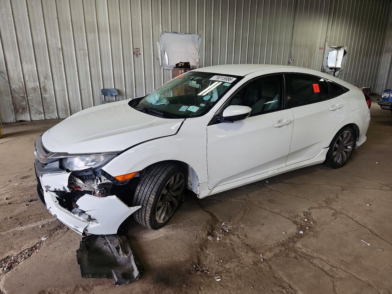 2018 HONDA CIVIC LX | 19XFC2F56JE204200 | UPCARS