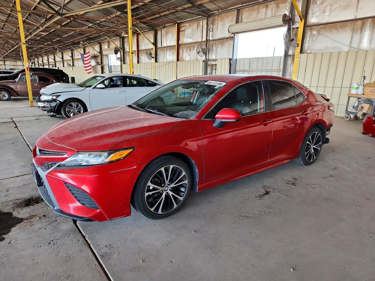 2019 TOYOTA CAMRY SE | 4T1B11HK2KU261512 | UPCARS