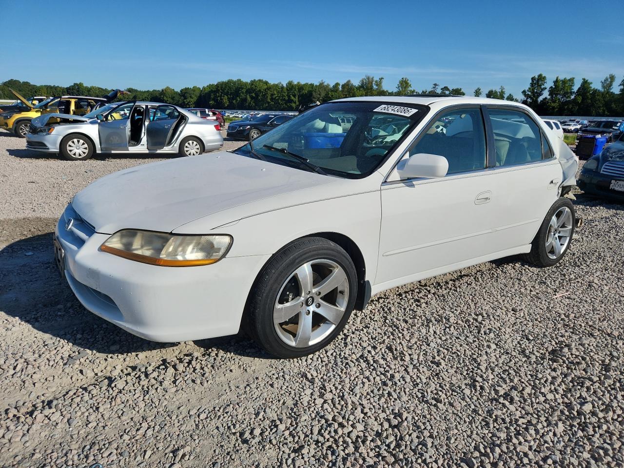 1998 HONDA ACCORD EX | 1HGCG1655WA012568 | UPCARS