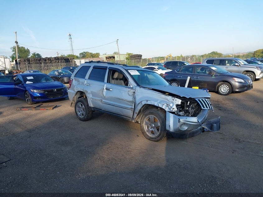 2005 JEEP GRAND CHEROKEE LIMITED | 1J8HR58235C680101 | UPCARS