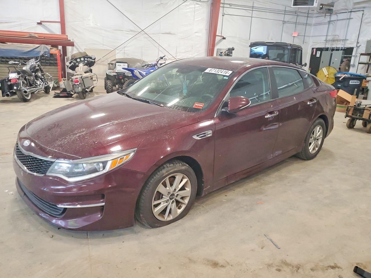 2018 KIA OPTIMA LX | 5XXGT4L33JG230425 | UPCARS