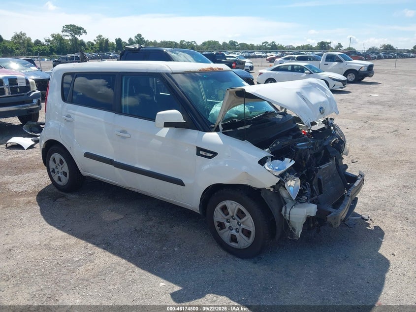 2013 KIA SOUL | KNDJT2A5XD7482894 | UPCARS