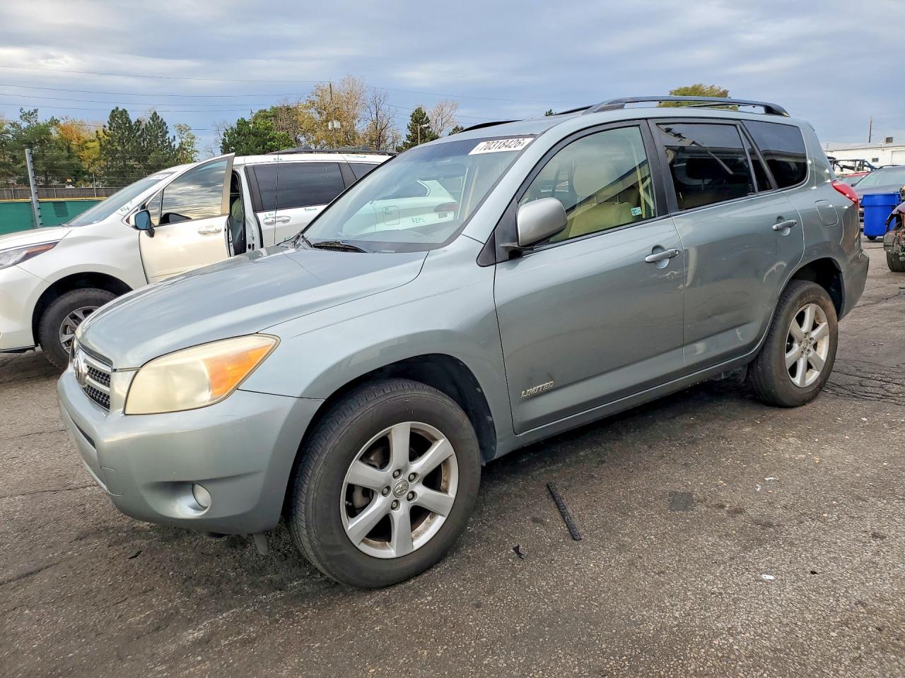 2007 TOYOTA RAV4 LIMITED | JTMBD31V776033433 | UPCARS