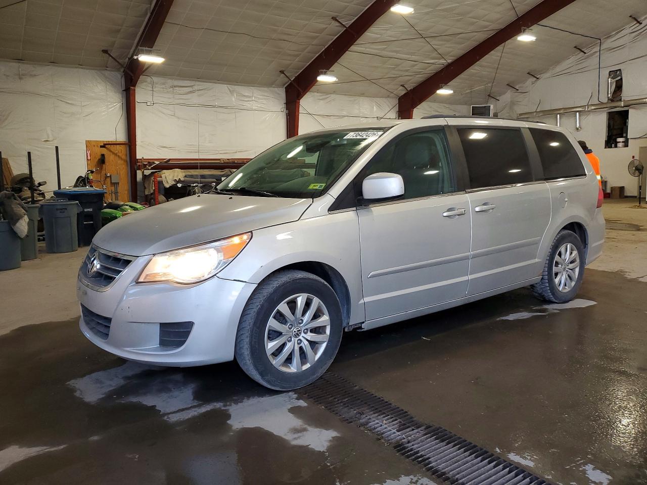 2012 VOLKSWAGEN ROUTAN SE | 2C4RVABG2CR151909 | UPCARS