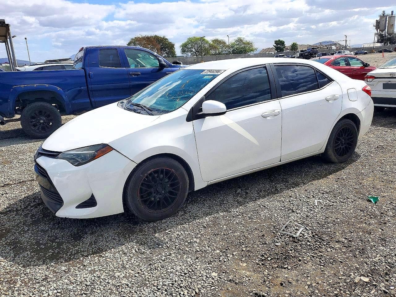 2019 TOYOTA COROLLA LE | 5YFBURHE0KP881082 | UPCARS