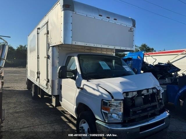 2022 FORD E-450 CUTAWAY | 1FDXE4FN8NDC39933 | UPCARS